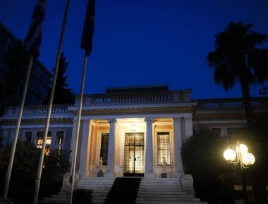 Μαξίμου: «Να σοβαρευτεί επιτέλους η ΝΔ στα θέματα εξωτερικής πολιτικής»